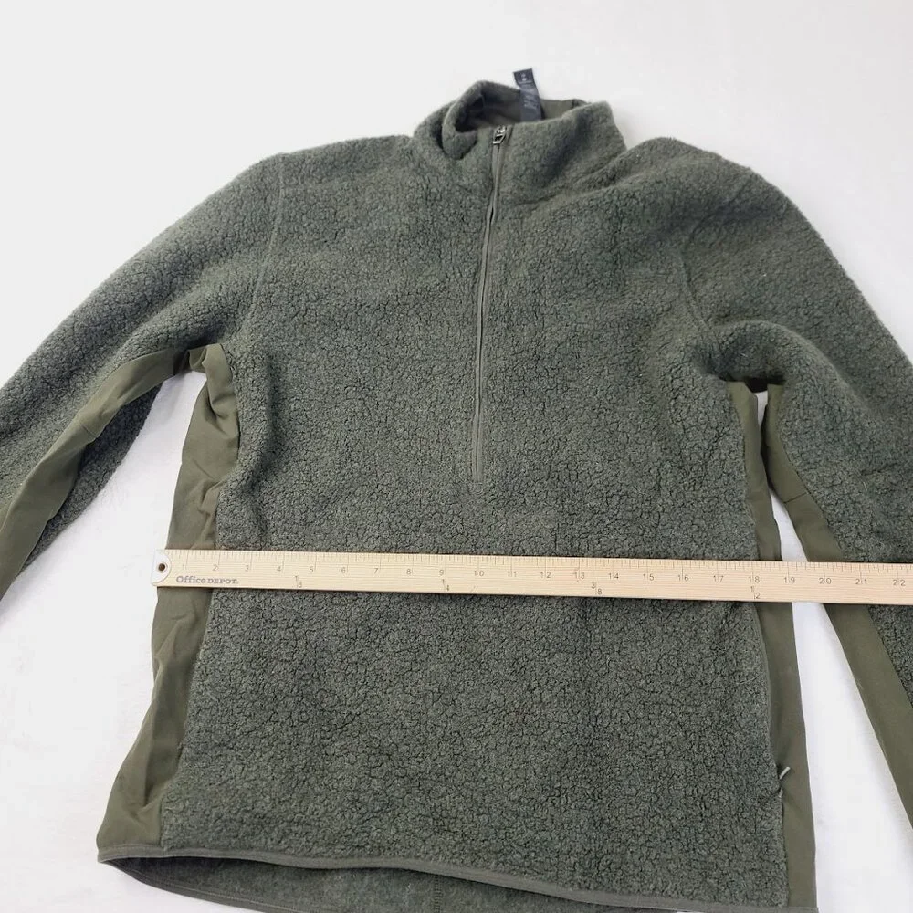 Lululemon Men's Green Tundra Trek 1/4‎ Zip Long Sleeve Fleece Sweater Size M